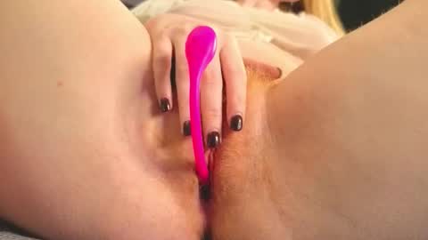 Gina online show from October 21, 8:19 am