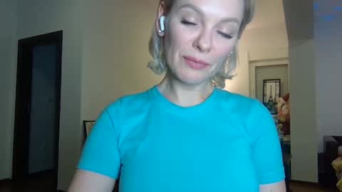 Snapshot of beautifulkollettee chatting on January 16, 9:40 pm Beautifulkollette online show from January 16, 9:40 pm