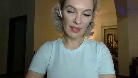 Snapshot of beautifulkollettee chatting on January 21, 6:55 pm Beautifulkollette online show from January 21, 6:55 pm