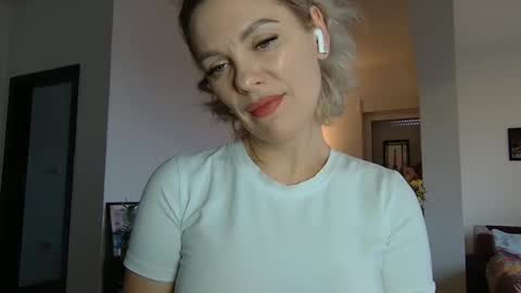 Snapshot of beautifulkollettee chatting on January 22, 11:45 am Beautifulkollette online show from January 22, 11:45 am
