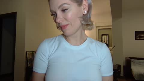 Snapshot of beautifulkollettee chatting on December 28, 8:47 pm Beautifulkollette online show from December 28, 8:47 pm