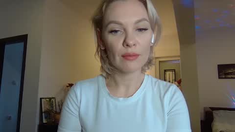 Snapshot of beautifulkollettee chatting on January 15, 11:53 am Beautifulkollette online show from January 15, 11:53 am