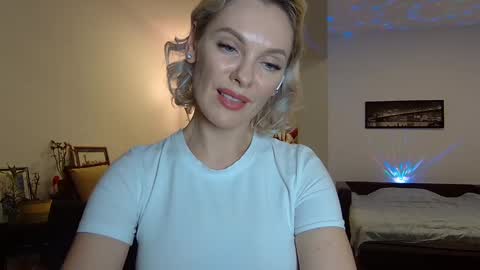 Snapshot of beautifulkollettee chatting on February 2, 9:45 pm Beautifulkollette online show from February 2, 9:45 pm