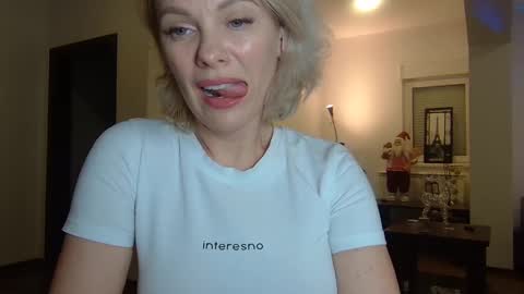 Snapshot of beautifulkollettee chatting on January 12, 9:29 pm Beautifulkollette online show from January 12, 9:29 pm