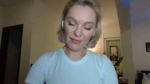 Snapshot of beautifulkollettee chatting on January 4, 11:38 pm Beautifulkollette online show from January 4, 11:38 pm