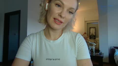 Snapshot of beautifulkollettee chatting on January 11, 12:40 pm Beautifulkollette online show from January 11, 12:40 pm