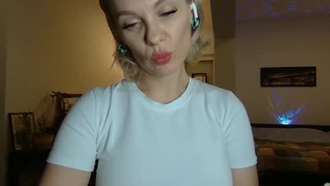 Snapshot of beautifulkollettee chatting on January 18, 4:31 pm Beautifulkollette online show from January 18, 4:31 pm