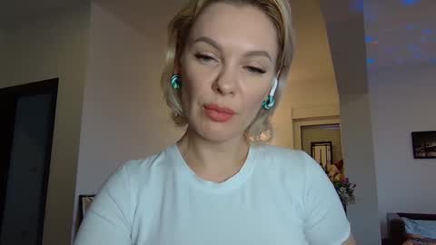 Snapshot of beautifulkollettee chatting on January 18, 11:32 am Beautifulkollette online show from January 18, 11:32 am