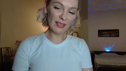 Snapshot of beautifulkollettee chatting on February 2, 6:42 pm Beautifulkollette online show from February 2, 6:42 pm