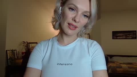Snapshot of beautifulkollettee chatting on January 27, 10:16 pm Beautifulkollette online show from January 27, 10:16 pm