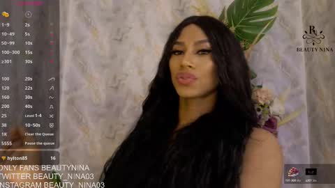 Snapshot of beauty_nina chatting on September 14, 1:56 pm beauty_nina online show from September 14, 1:56 pm