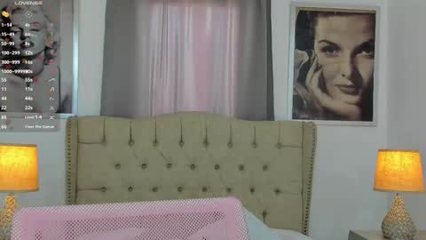 Ariana Reyes online show from November 7, 1:24 pm