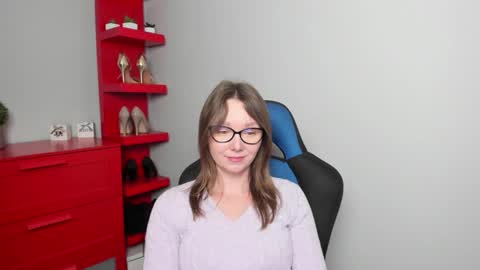 Zoe online show from October 23, 7:10 am