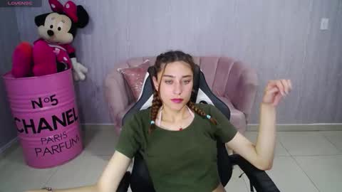 beba_fox_a online show from October 18, 3:33 am