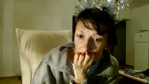 Snapshot of bebacksooon chatting on December 23, 8:14 pm Raluca online show from December 23, 8:14 pm