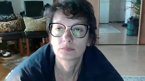 Raluca online show from May 16, 4:49 pm