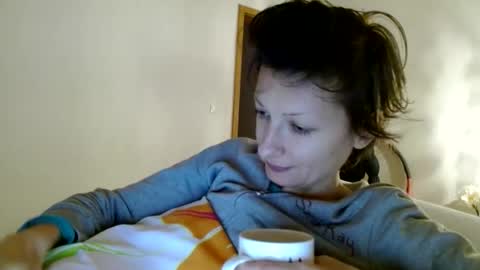 Snapshot of bebacksooon chatting on January 13, 7:10 pm Raluca online show from January 13, 7:10 pm