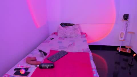 Becca is here online show from March 18, 4:18 am