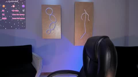 Am Becca online show from October 24, 8:20 pm