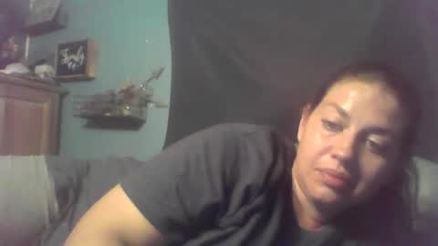 beccabee37 online show from May 10, 9:32 pm