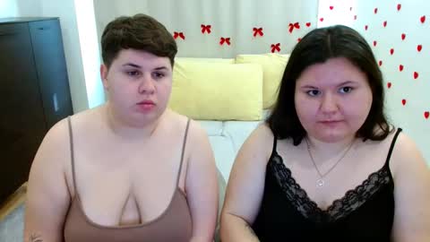 BeckyAndEllen online show from October 27, 10:04 am