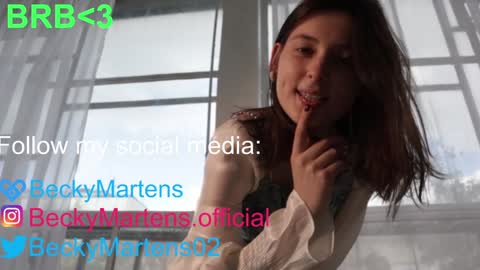 Snapshot of beckymartens chatting on January 19, 4:33 am BeckyMartens come join me on while im offline here online show from January 19, 4:33 am