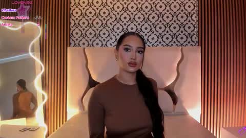 BELLA online show from February 6, 1:03 pm