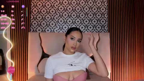 BELLA online show from February 5, 12:53 pm