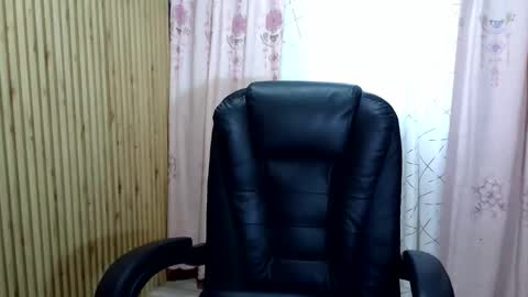 brandonjames online show from January 19, 2:21 am