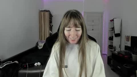 Lisa online show from September 28, 3:54 pm