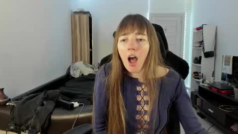 Lisa online show from September 25, 12:56 pm