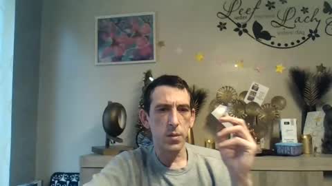 Snapshot of belgianboy33 chatting on December 19, 10:02 am Dreamcock online show from December 19, 10:02 am