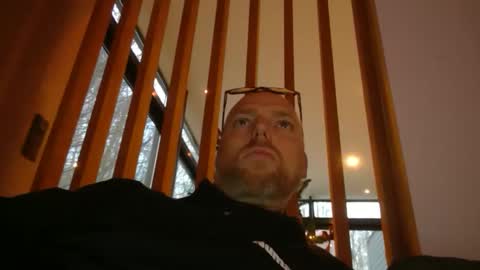 belgianordenary online show from December 11, 8:36 am