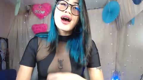 modelo independiente online show from January 12, 1:32 am