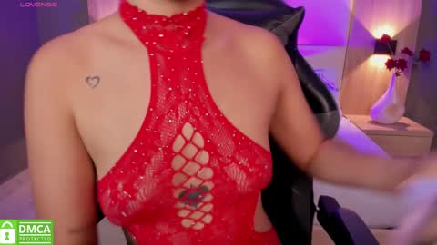 Bella cam online show from November 17, 7:27 pm