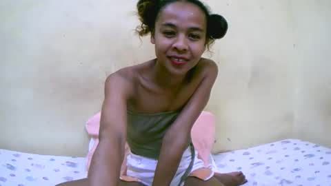 bella193999 online show from November 9, 6:17 am