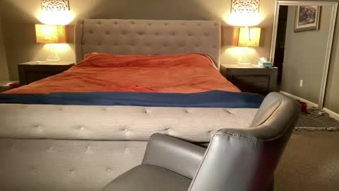 Bella Bradford online show from April 13, 2:38 am