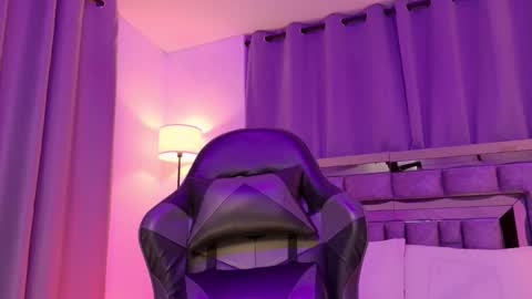 Bella  online show from November 15, 6:15 am