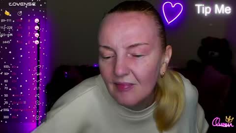 Bella online show from April 15, 11:35 am