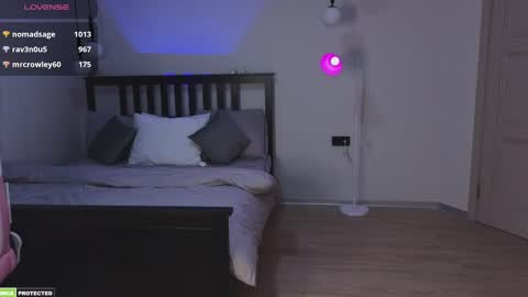 Bella next stream December 2 at 9pm gmt online show from March 11, 1:05 am