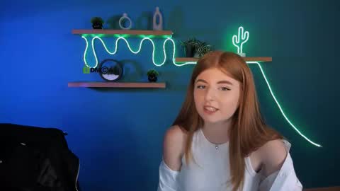 Youre Bella online show from October 9, 11:15 am