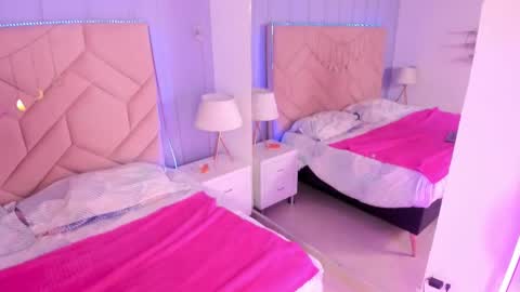  Bella  online show from February 14, 3:53 am