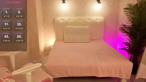 bella_li__ online show from September 20, 4:37 am
