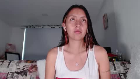 Snapshot of bella_marlowe chatting on January 19, 10:06 pm Bella Marlowe online show from January 19, 10:06 pm