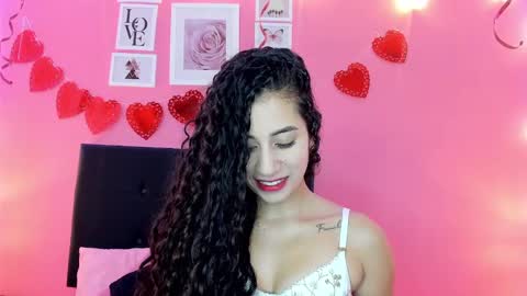 Bella Ponce  online show from March 4, 5:45 pm