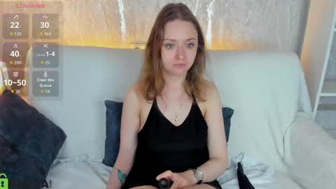 Linda Bella online show from May 25, 1:23 am