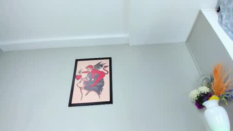 Bella  online show from October 31, 11:54 am