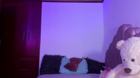 Valeria Model Independent online show from December 3, 2:09 am