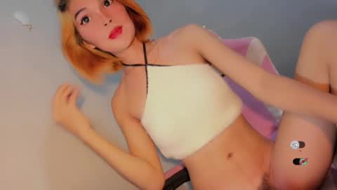 Snapshot of bella_tara chatting on March 10, 10:39 am Bella online show from March 10, 10:39 am