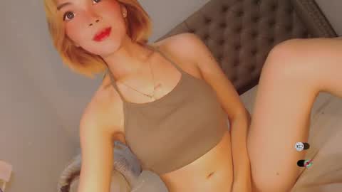 Snapshot of bella_tara chatting on January 26, 6:37 pm Bella online show from January 26, 6:37 pm